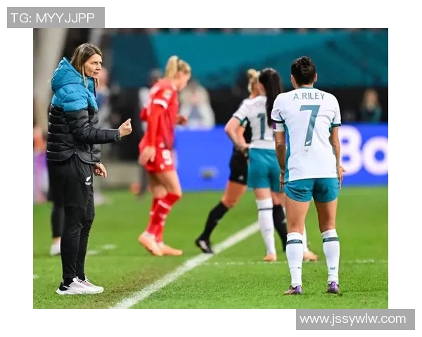 世界杯精彩对决日本队迎战新西兰队势均力敌争夺胜利荣耀